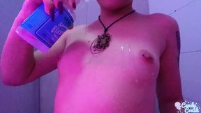 A Delicious Bath with Delicious Candy Crush