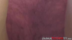 ”Voyeur records Japanese babes while their undies are visible”