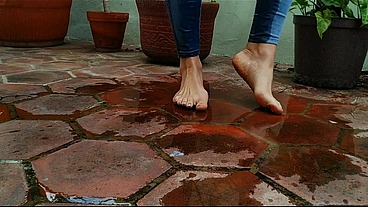 I pissed my bluejeans in outdoor garden
