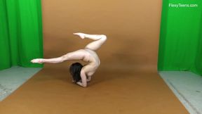 Rima ravishes in rough rodeo romp, redefining acrobatic sex with raunchy rolls and relentless romps