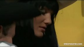 Sarah Twain Shows off Her Gaping Asshole after a MMF Threeway with DP