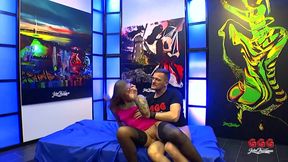 Hot Girls Love Threesome and Anal Fuck Gangbang