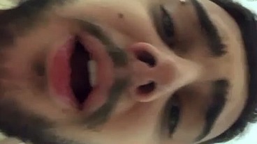 Ativo safado exibindo a bunda de quatro TT - @Lukinhas sex