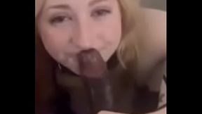 Linda loirinha de Santa Catarina mamando meu pau