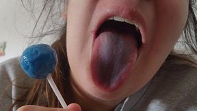 Chubby girl Sucking Until her Tongue Turns Blue