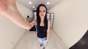 Sarina - step on me, please! VR 360 4K