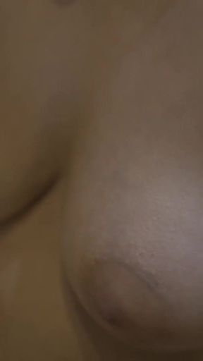 Deepthroat Queen: No Gag Reflex, Just