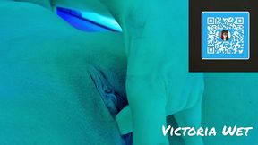 victoria wet - masturbation in the solarium