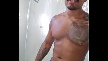 Gozando no banho para o Lucas  v&iacute_deo dispon&iacute_vel no site Marcelopauzao.com