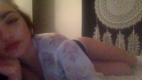 Sexy Brunette Chats with Voyeur