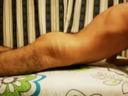Frotando mi cama + gimiendo