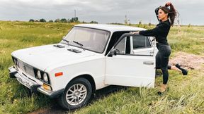 CAR STUCK Tanya stuck in dirty and wet grass in high heels