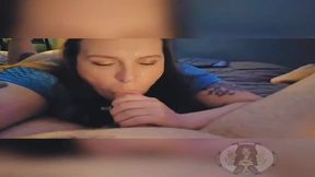 Step-sis gives sloppy deepthroats before a enormous cumshot