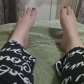 Cute legs and toes