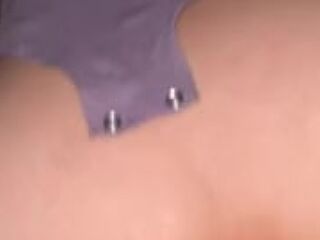 se deja meter juguete en el culo le hago doble penetración