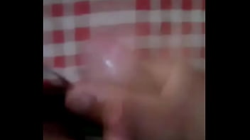 Novinho gozando r&aacute_pido