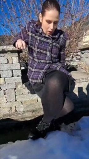 Masturbation outside, real public masturbation