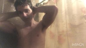 hoy shower session with niko springs