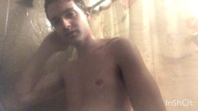 hoy shower session with niko springs