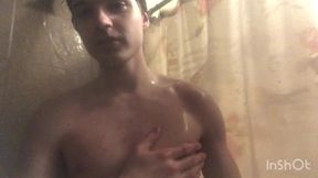 hoy shower session with niko springs