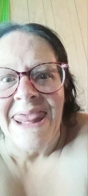 This Fat Bitch Paints Herself in Cum White N Paints That Vagina Bluewaffle