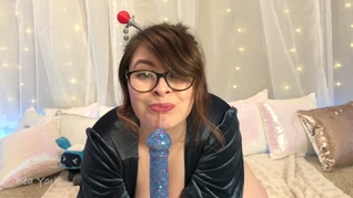 Mei Fucks Her Ass for You