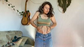 belly with a scar m0