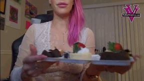 Facestuffing chocolate covered strawberries- 4K MP4