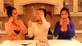 Asian Girls Do The Mouth Trap Challenge