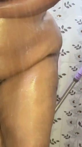 After Anal Fucking BBW Hot MILF Collage Girl Pee In toilet &amp; Shower Fully Naked Huge Booty and Big Boobs   Clip 1