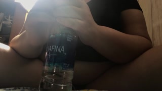 Feedee gets caught during belly play