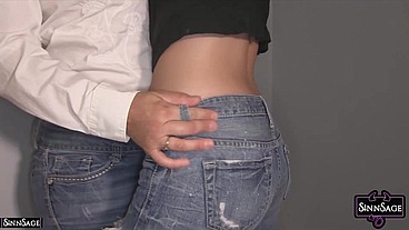 Sinn Sage And Georgia Jones Showing Off Their Asses While Kissing!