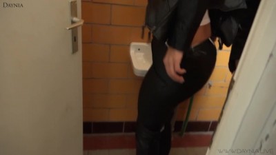 Raw Public Fuck: Young Guy Fills Naughty Slut With Cum, No Condom!