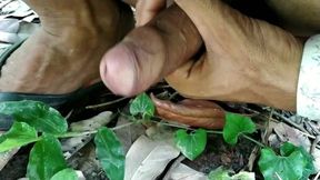 Village outdoor hook-up in woods and hand-job