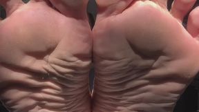 Dirty Gym Feet Worship