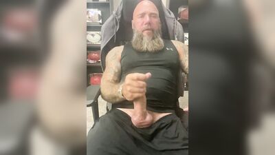 Getting off after my workout!