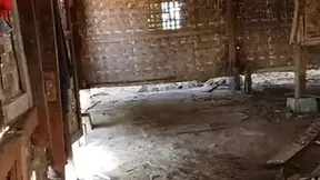 Myanmar woman enjoys public sex with a stranger in broad daylight