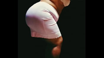 Vestida de madura culona gay