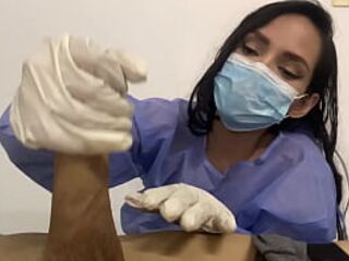 My patient got a indeed hard-on, I couldn't resist - SPANISH PORN