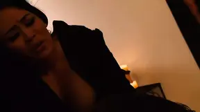 Jessica Bangkok gets a rough massage that leads to a cum facial