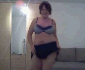 Sassy BBW webcam chick from Russia shows off her tits and asshole