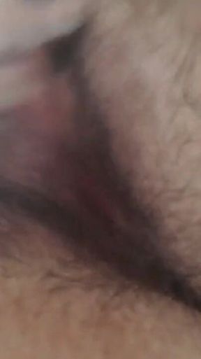 Sexy Giantess Playing with Her Fat Pussy