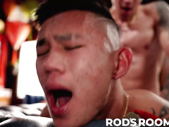 Stud Jayden Marcos goes all out fucking asian Damien Cruz