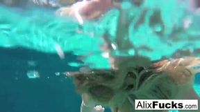 Busty blondes Alix &amp; Cherie go skinnydipping