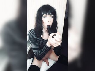 Femboy Gets Coarse Throatfuck With Sextoy