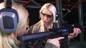 3rd Degree: MILF Camouflage Cunt Licking