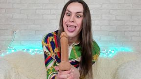 Amazing Deep Blowjob Dildo