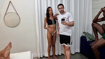 Bastidores da gravação com a safada Yasmin Ribeiro fodendo na pele com os amigos no motel e ganhando muito leite
