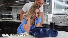Hot Sex - Nurse Codi Vore Is Running Late & Her Horny Bf Damon Dice Wants Her Big Boobs