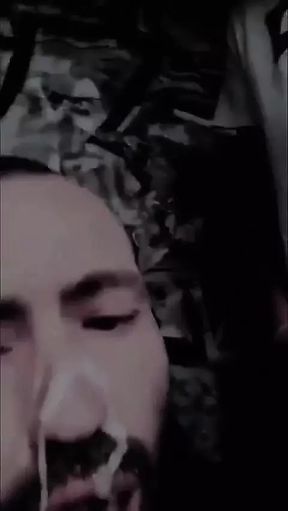 A Guy Squirts His Sperm and Gives a Guy a Facial During an Urbex